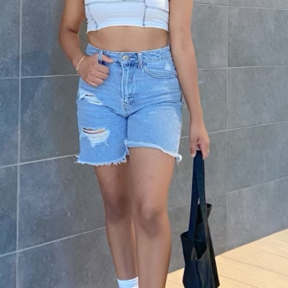 Forever 21 premium denim shorts - Picture 1 of 5